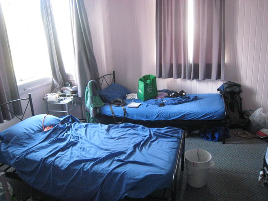 Mein Dorm! Sieht eher aus wie in Kinderzimmer, das meine ich mit familiaer!