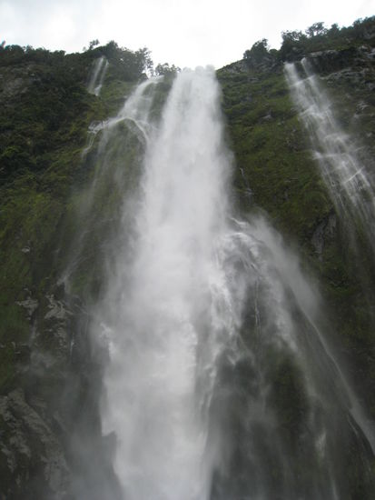 riesen Wasserfall
