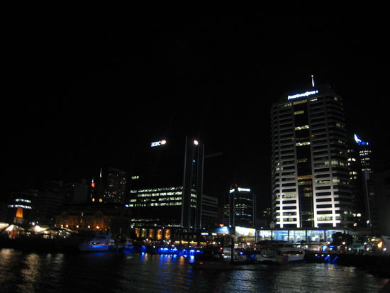 Auckland bei Nacht