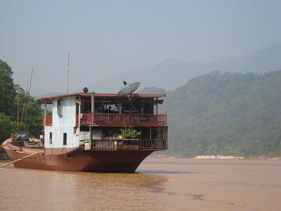 Eindruecke von der Bootsfahrt entlang des Mekong River!