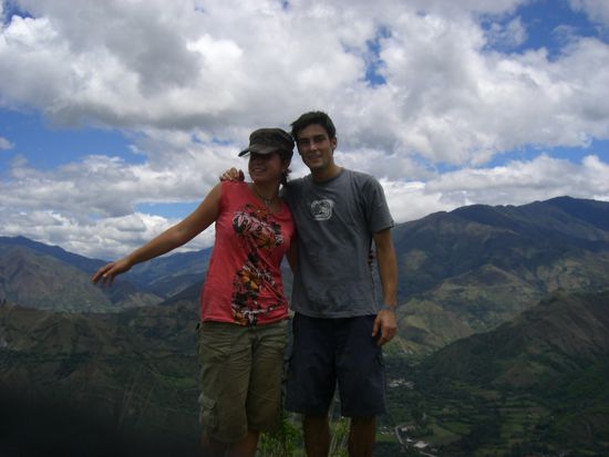 Yo y Sebastian bei der Gipfelbesteigung in Vilcabamba