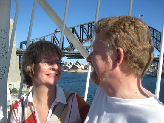 Meine Eltern vor Harbour Bridge und Opera House