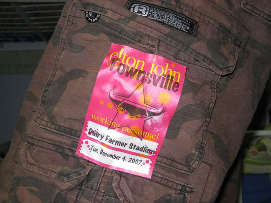 Dem Elton sein Backstage-Worker Pass