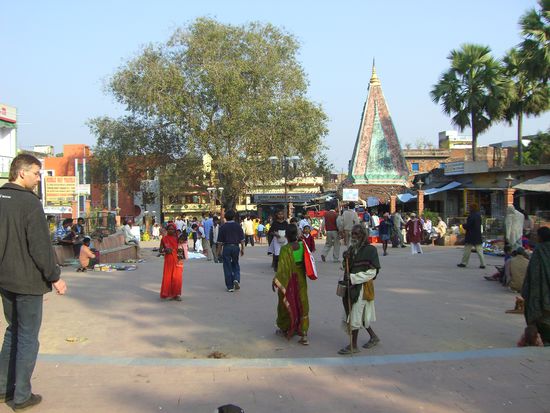 Der "Hauptplatz" von Bodh Gaya