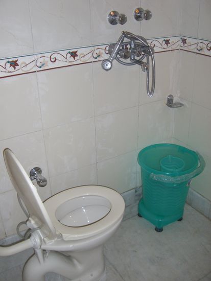 Schon witzig, welch Freude einem ein so schönes Klo bereiten kann !!!