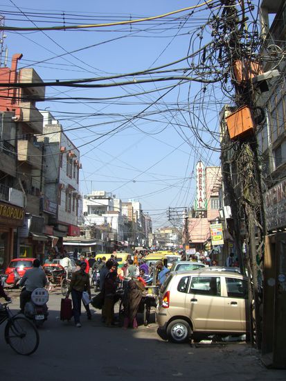 Die Stromleitungen sind einfach super - wer sich da noch auskennt ?!?