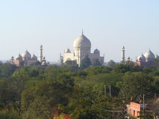 Unser 1. Blick zum Taj Mahal