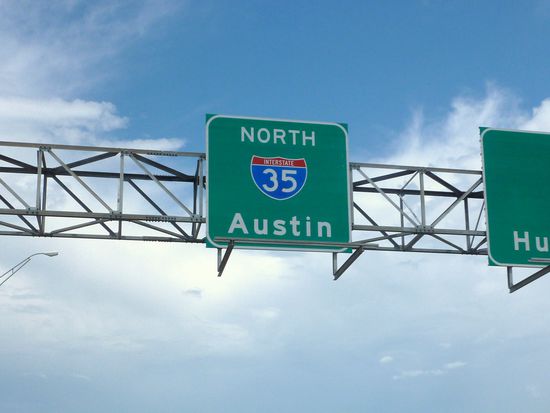 Um 14.30 Uhr war wir schon wieder draußen von San Antonio (nicht ohne vorher einen Abstecher zu einem HD-Shop zu machen) und auf dem Weg nach Austin