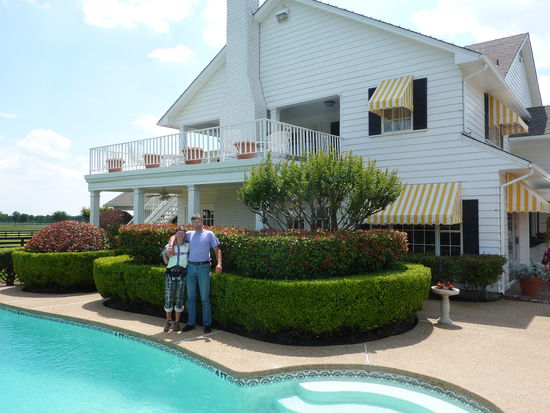 Hier kann man´s nochmals sehen, vom Balkon ist es unmöglich, in den Pool zu fallen. Schmähtandler 