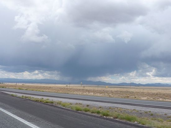 Diese Regenwolke haben wir sehr lange beobachtet, aber wir hatten Glück, wir sind an ihr vorbeigekommen.