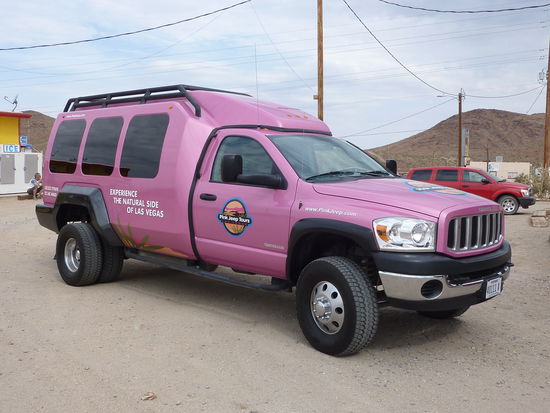 Unterwegs mit dem Pink Panther ? - Nein, es war die Pink Jeep Tour