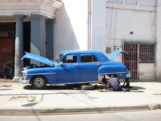 Vielleicht bekommen wir den nach Österreich, Günter restauriert doch so gerne !!! 