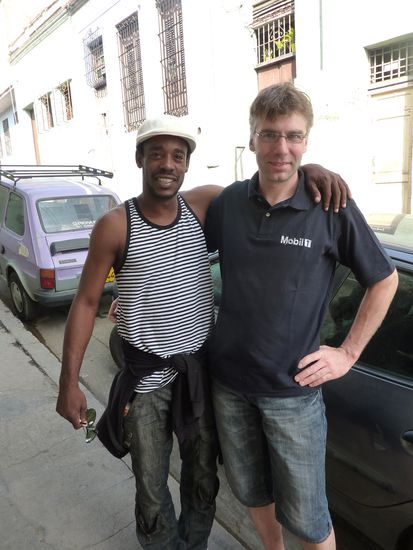 Das war einer der nettesten Jineteros, der uns geholfen hat. Nur wollte er the bad word Jinetero (Übersetzung: Prostituierter) nicht hören. I´m a friend !!! 