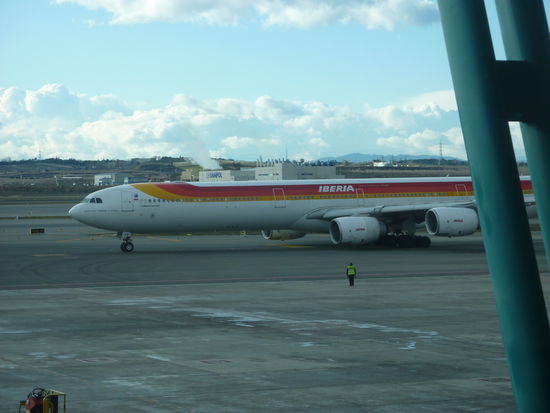 Hier steht er und wartet auf die Freigabe zum Abflug nach Havanna ! 