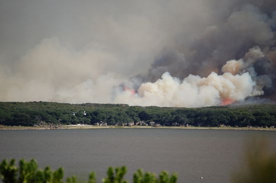 Direkt beim Brand (mit Tele aufgenommen)