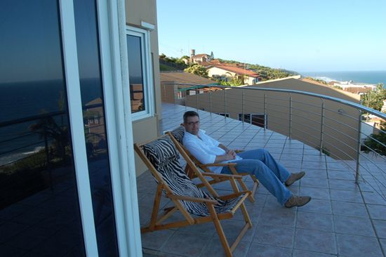Ich auf unserem Balkon