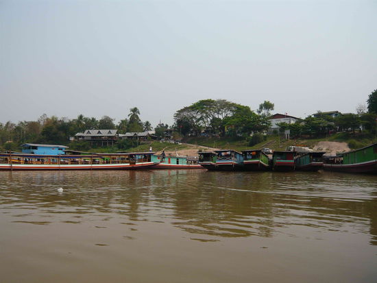Mekong - Grenze zwischen Thailand und Laos
Im Hintergrund unser Boot