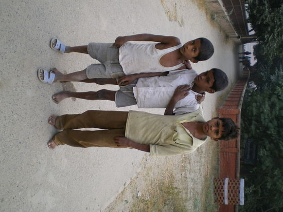 die kiddis wollen immer, dass man sie fotografiert. aber gerne doch.