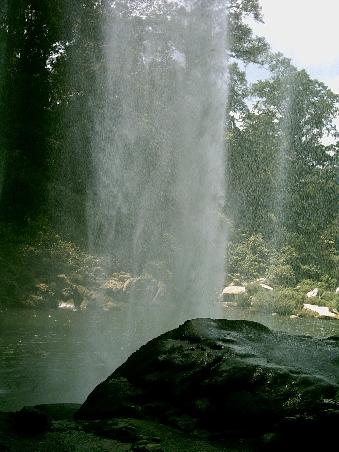 hinter dem Fall