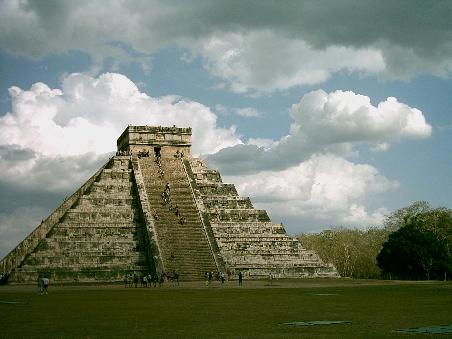 Kukulkan-Pyramide vermutlich DIE Werbepyramide ueberhaupt fuer Mexico