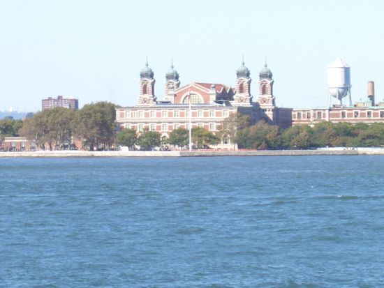 Ellis Island mit dem Immigrationsmuseum