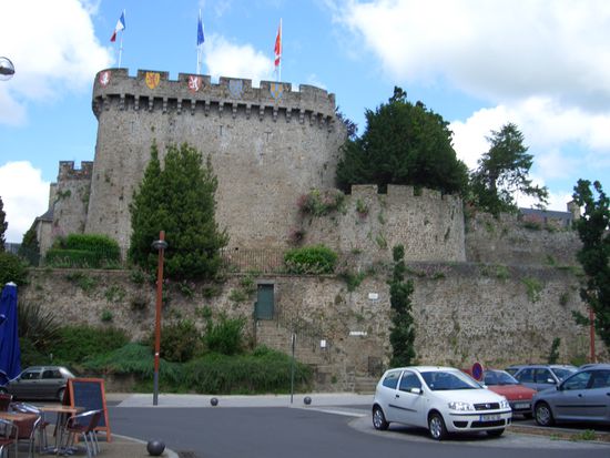 die Burg von Avranches