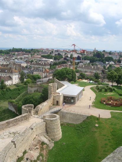 Eingang und Souvenir-Shop der Burg