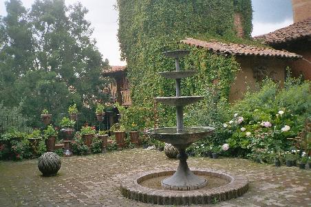 ein wirklich schoener Innenhof in Tapalpa