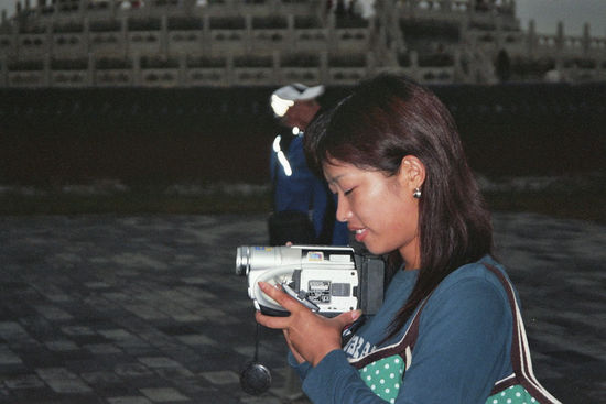 Unsere Begleitung in Beijing -
filmt und passt auf, dass niemand verloren geht