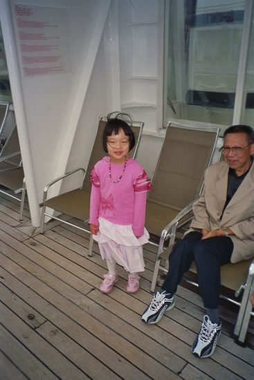 Stell Dich schoen hin, die Langnase will Dich fotografieren