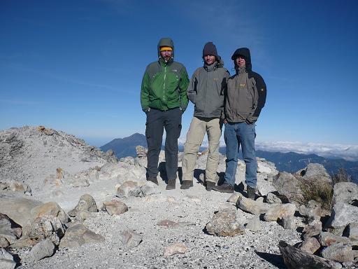 Drei Schwarzwaelder auf 4220m ueber dem Meer, dem hoechsten Gipfel Zentralamerikas