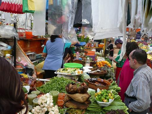 Typische Markthalle in Mexiko