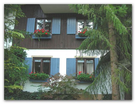 Zuerst einige Bilder vom Haus und der Wohnung