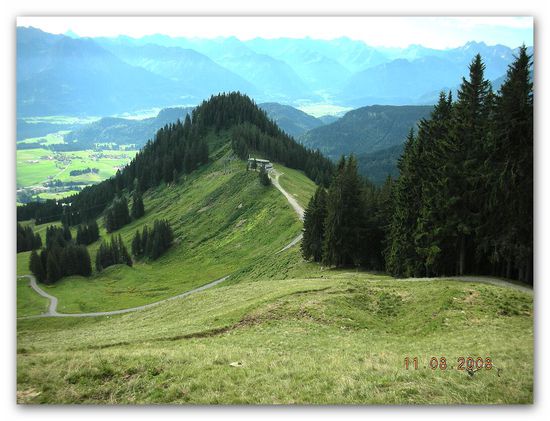 unten das Illertal