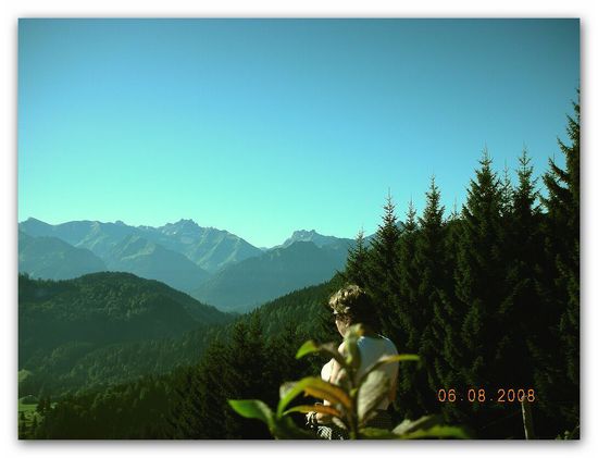 Blick vom Sonderdorfer Kreuz Richtung Kleinwalsertal