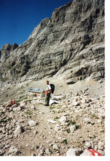 Die Hütte kommt in Sichtweite.
Es ist bald geschafft.