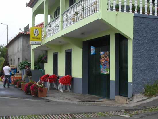 Die Bar Fontes. Rechts vorbei begann der Wanderweg.