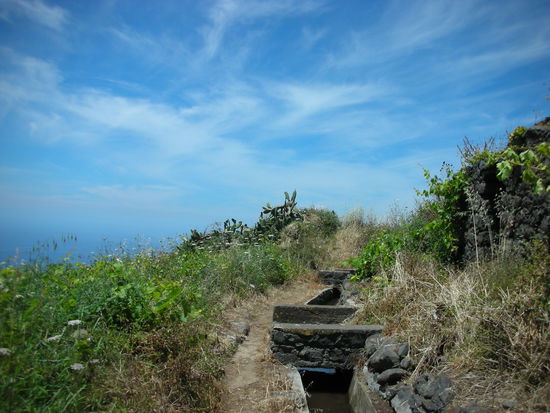 Ungefähr hier sind wir auf die Lavada Nova gestoßen.