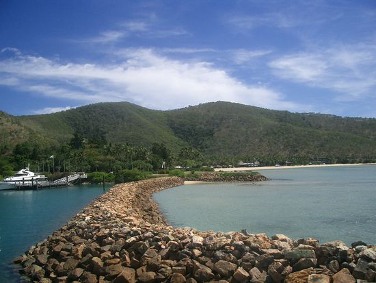 Hier holten wir zusaetzliche Passagiere ab... Diese Uebernachteten auf dieser Insel.. Ich glaube Sie heisst Long Island...