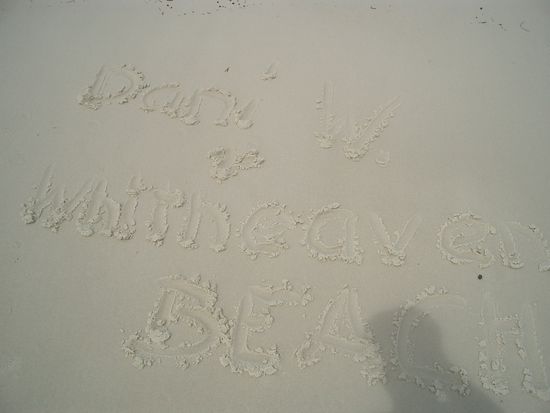 Koennt ihr dies lesen?
Ich helfe nach: Dani W. + Whitheaven Beach.... (~e~ vergessen sorry)