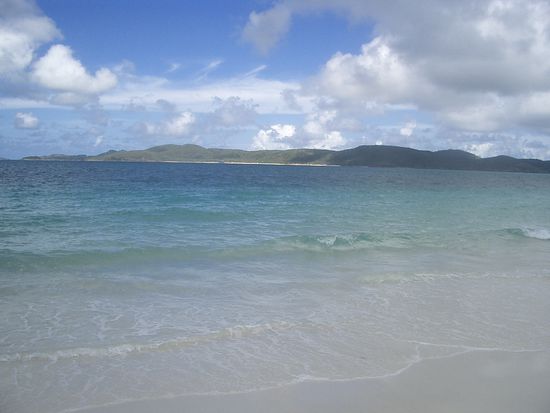 Praechtiges Wasser, leider nicht zum Baden... (nur mit Stingersuit, mit Taucheranzug wegen Rochen und Gely-Fischen)