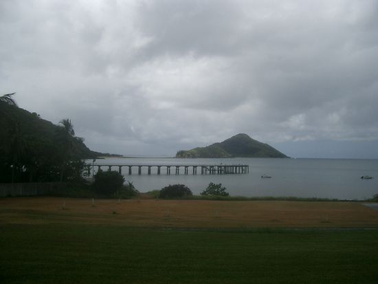 Schoene Bucht, jedoch der Strand war nicht der schoenste...