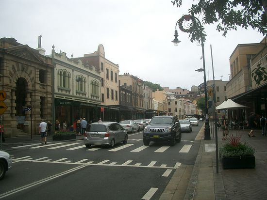 The Rocks... dies war vor einiger Zeit Sumpfgebiet und alles alte Gebauede.. nun hat das Gouvernement das ganze aufpoliert und ist nun eine wunderbare Altstadt geworden..