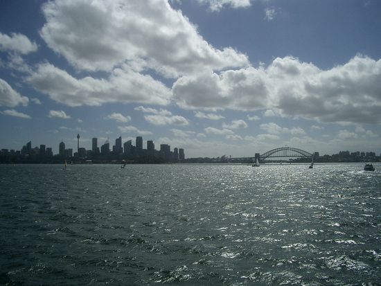 von Weitem, Sydney...