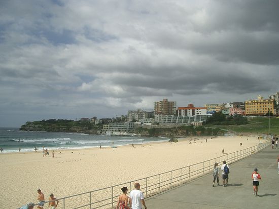 Und der Strand.. Morgens um 10 Uhr hat es noch nicht soviele Leute...