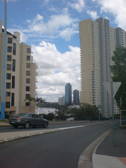Schoene Aussicht zwischen den Towers auf den Brisbane River