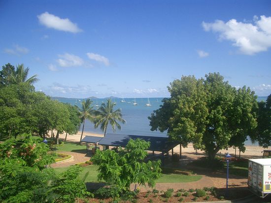 Und das Meer, in welchem man nicht baden sollte.... Warum? Siehe naechster Artikel Great Barrier Reef...