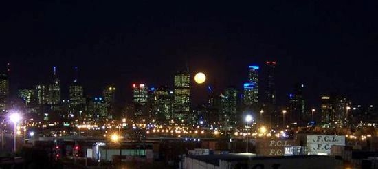 Die Skyline bei Nacht