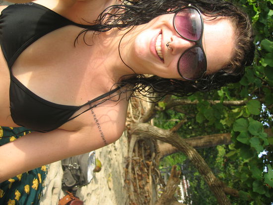 ..es geht noch bis zum schulterblatt weiter