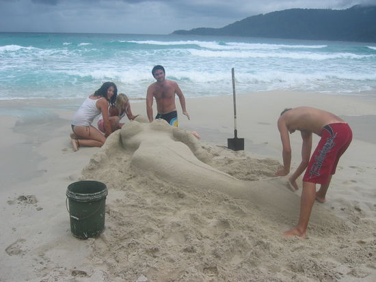 einen tag hats geregtnet, da ist unsere c.j. mermaid entstanden